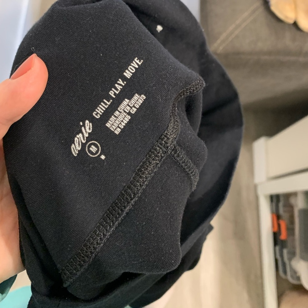 Aerie Black Leggings Size M - Picture 2 of 6